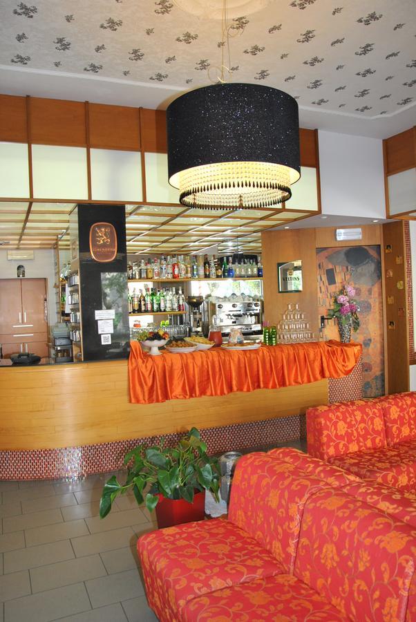 Hotel La Capinera Bellaria-Igea Marina Esterno foto